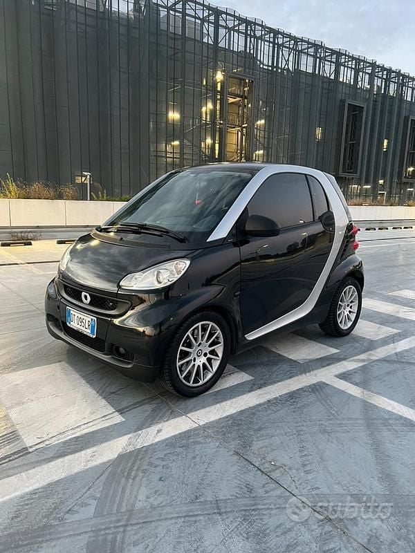 Nero Usata 2009 Smart ForTwo Coupé Coupé | 3499 € (Ottimo prezzo) - Immagine 1/4