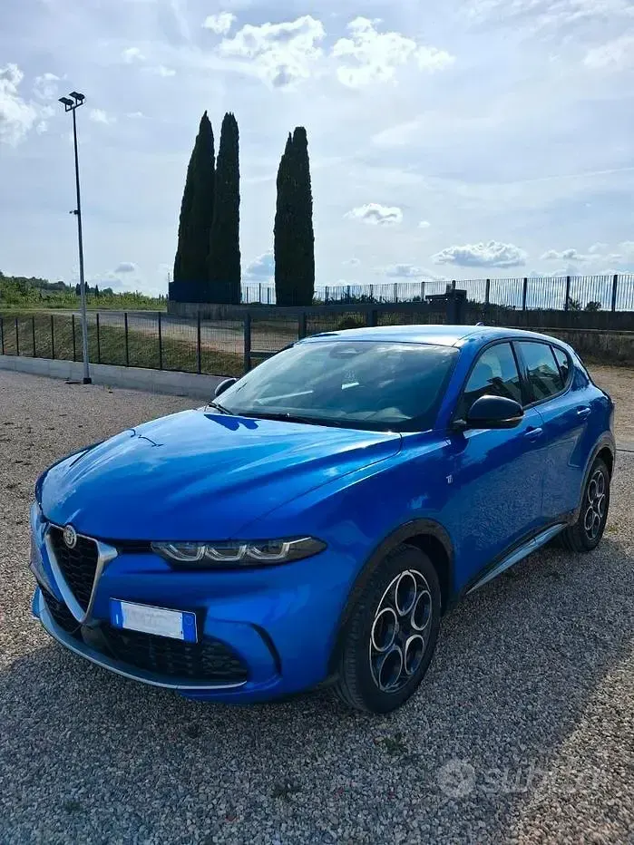 Usata Alfa Romeo Tonale Ti 131 CV (96 kW) 2023 Blu SUV