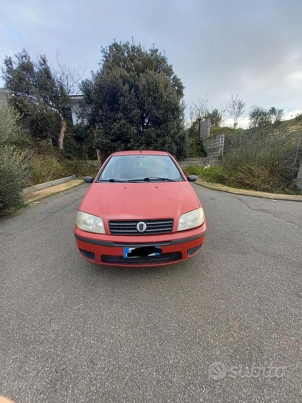 Usata Fiat Punto 2003 Utilitaria