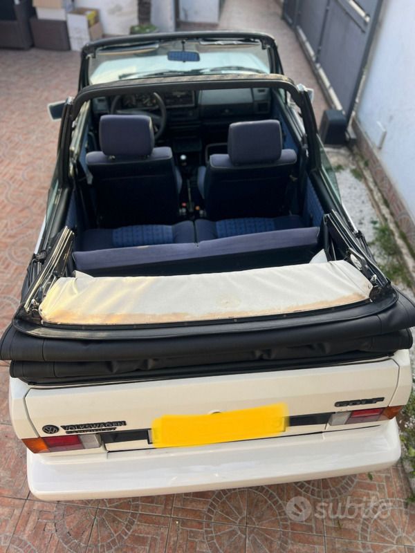 Bianco Usata 1992 VW Golf Cabriolet Classicline Cabrio | 7500 € - Immagine 1/4