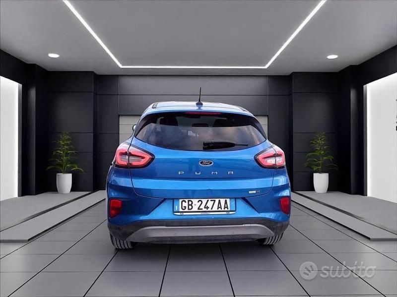 Usata Ford Puma Titanium 125 CV (91 kW) 2020 Blu/azzurro SUV