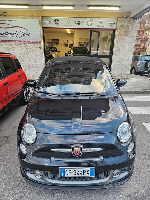 Usata Abarth 500C Turismo 160 CV (117 kW) 2015 Nero Cabrio