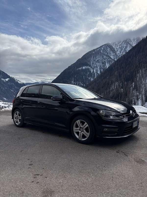 Usata VW Golf VII R-line 150 CV (110 kW) 2014 Berlina