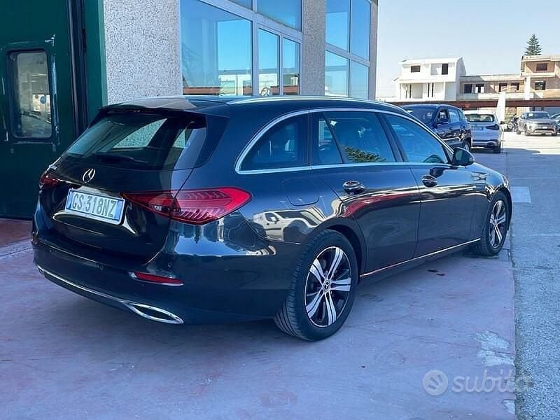 Usata Mercedes C220 Business 197 CV (144 kW) 2024 Nero Station wagon