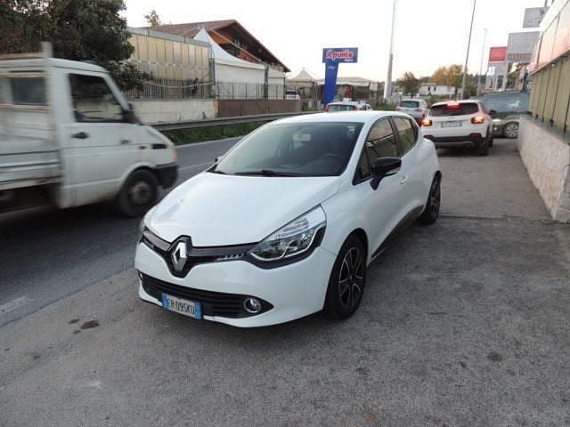Usata Renault Clio IV 75 CV (55 kW) 2013 Bianco Berlina