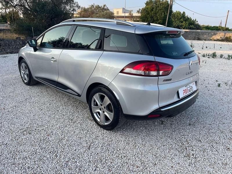 Usata Renault Clio GrandTour Zen 75 CV (55 kW) 2016 Argento Station wagon