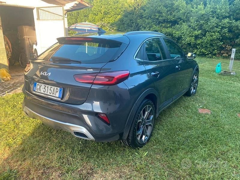 Usata Kia XCeed 120 CV (88 kW) 2022 Grigio SUV