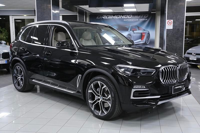 Usata BMW X5 xLine 286 CV (210 kW) 2020 Nero SUV