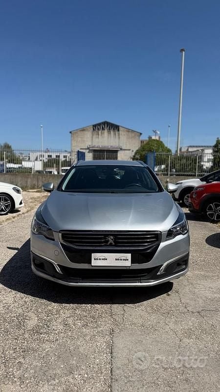 Usata Peugeot 508 Active 140 CV (102 kW) 2015 Grigio Station wagon