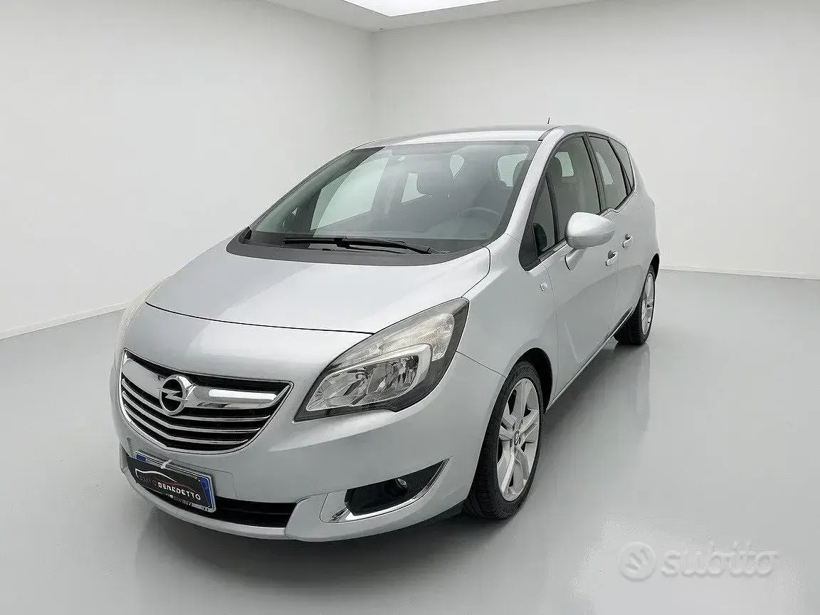 Usata Opel Meriva Cosmo 110 CV (80 kW) 2015 Grigio Monovolume