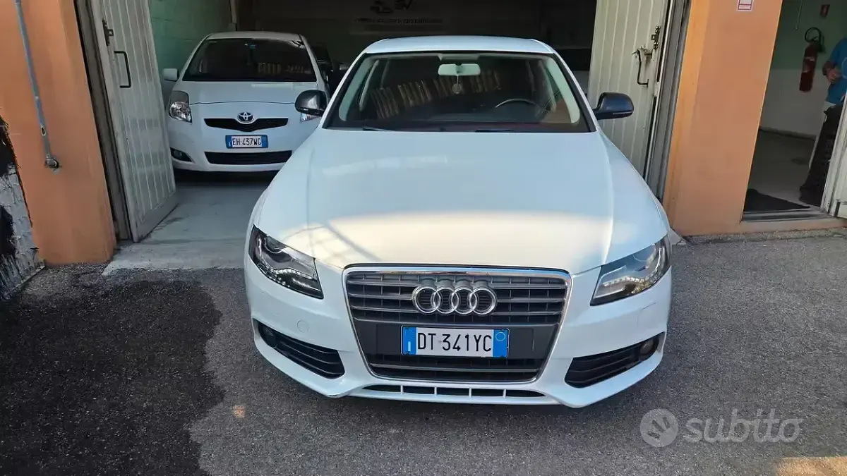 Begagnad Audi A4 Ambiente 160 HK (117 kW) 2009 Vit Sedan