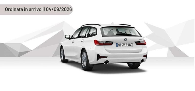 Usata BMW 330 Comfort Edition 245 CV (180 kW) 2023 Argento Station wagon