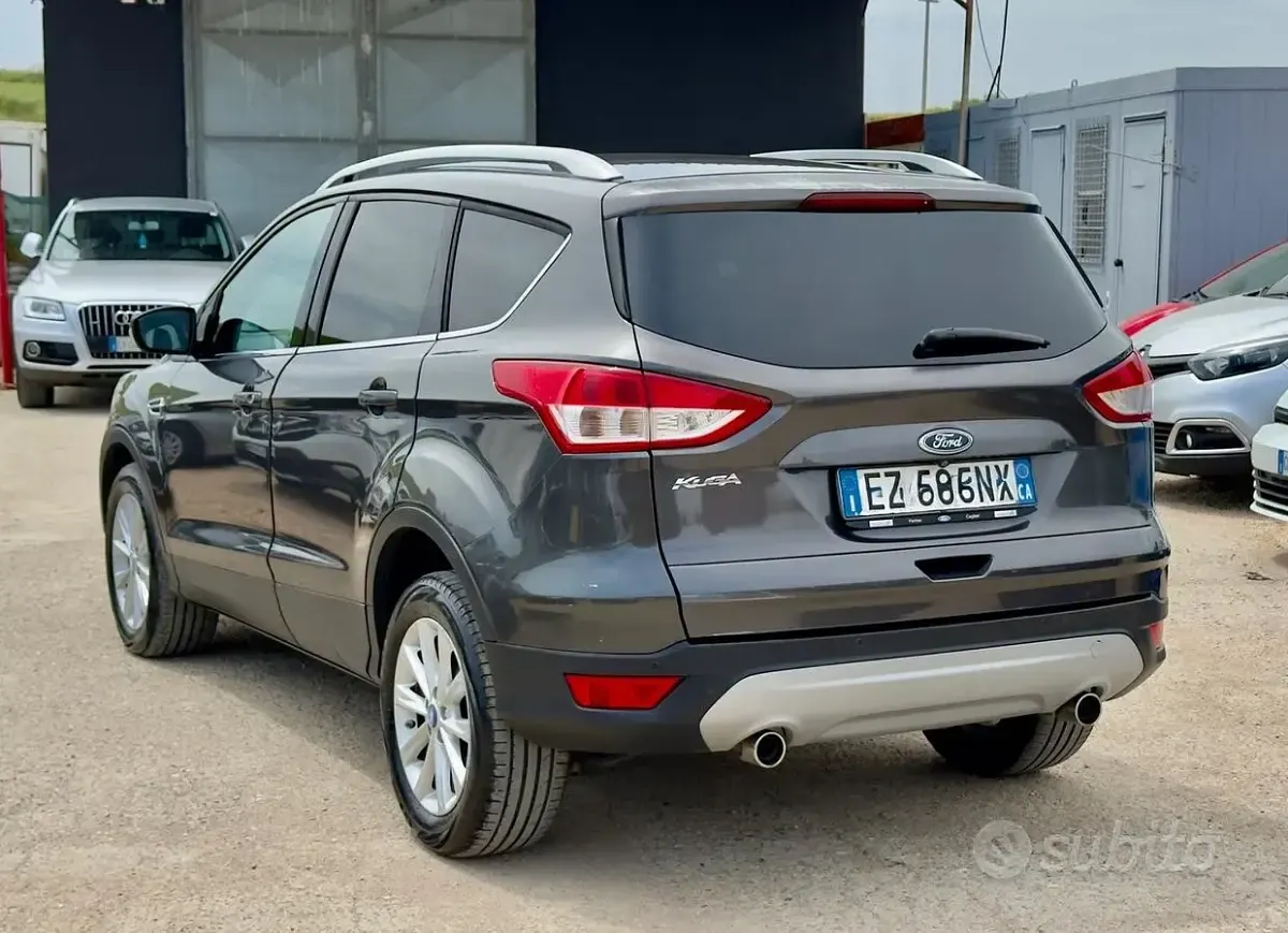 Occasion Ford Kuga Titanium 120 ch (88 kW) 2015 Gris SUV