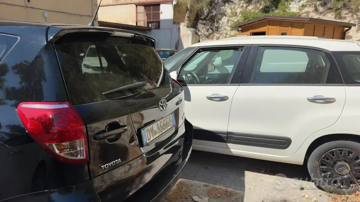 Usata Toyota RAV4 Sol 150 CV (110 kW) 2009 Nero SUV