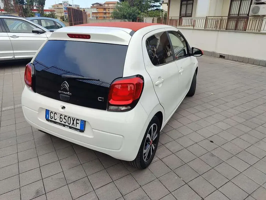 Usata Citroën C1 Shine 72 CV (52 kW) 2021 Bianco Utilitaria