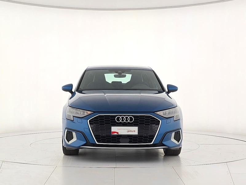 Usado Audi A3 Advanced 116 CV (85 kW) 2022 Azul Berlina