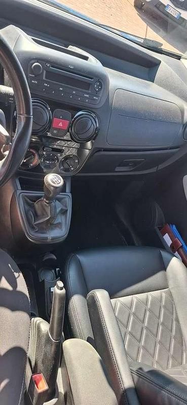 Usata Fiat Qubo Trekking 95 CV (69 kW) 2015 Blu/azzurro Monovolume