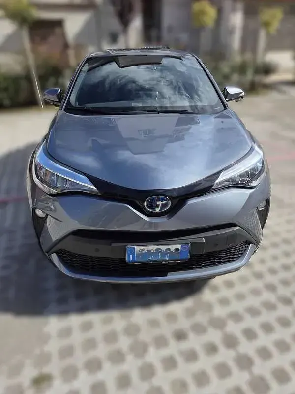 Usata Toyota C-HR Trend 98 CV (72 kW) 2022 Grigio SUV