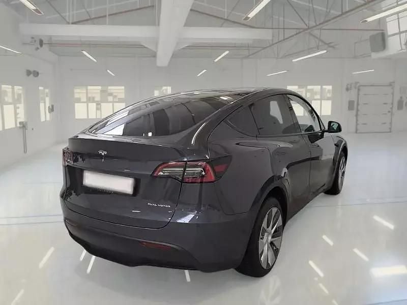 Usata Tesla Model Y 378 kW (514 CV) 2022 Grigio SUV