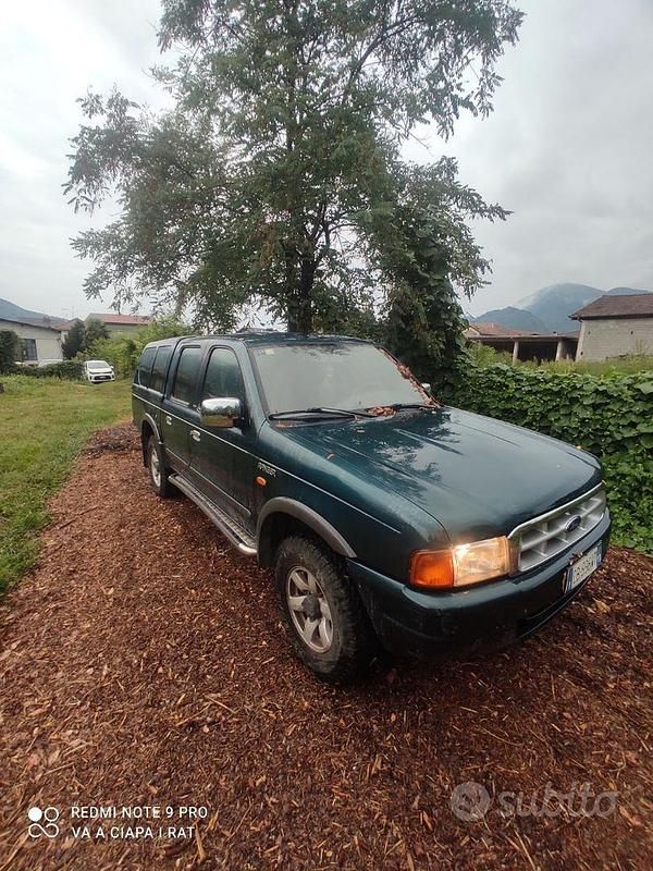 Usata Ford Ranger 109 CV (80 kW) 2003 Verde Pick-up