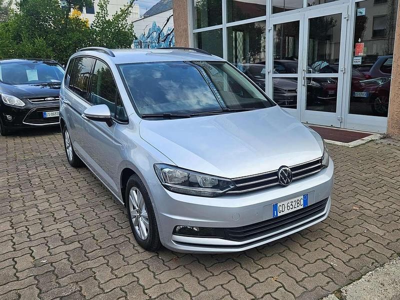 Usata VW Touran 116 CV (85 kW) 2020 Argento Monovolume