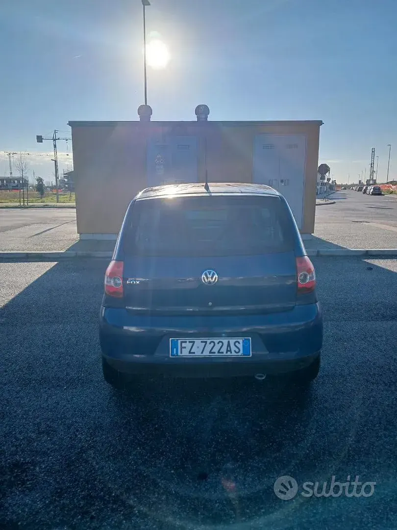 Usata VW Fox 54 CV (39 kW) 2009 Blu Utilitaria