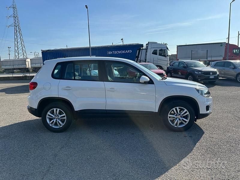 Usata VW Tiguan Trendline 122 CV (89 kW) 2012 Bianco SUV