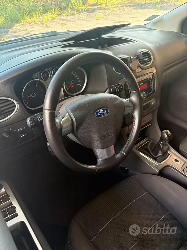 Usata Ford Focus Titanium 90 CV (66 kW) 2008 Nero Berlina