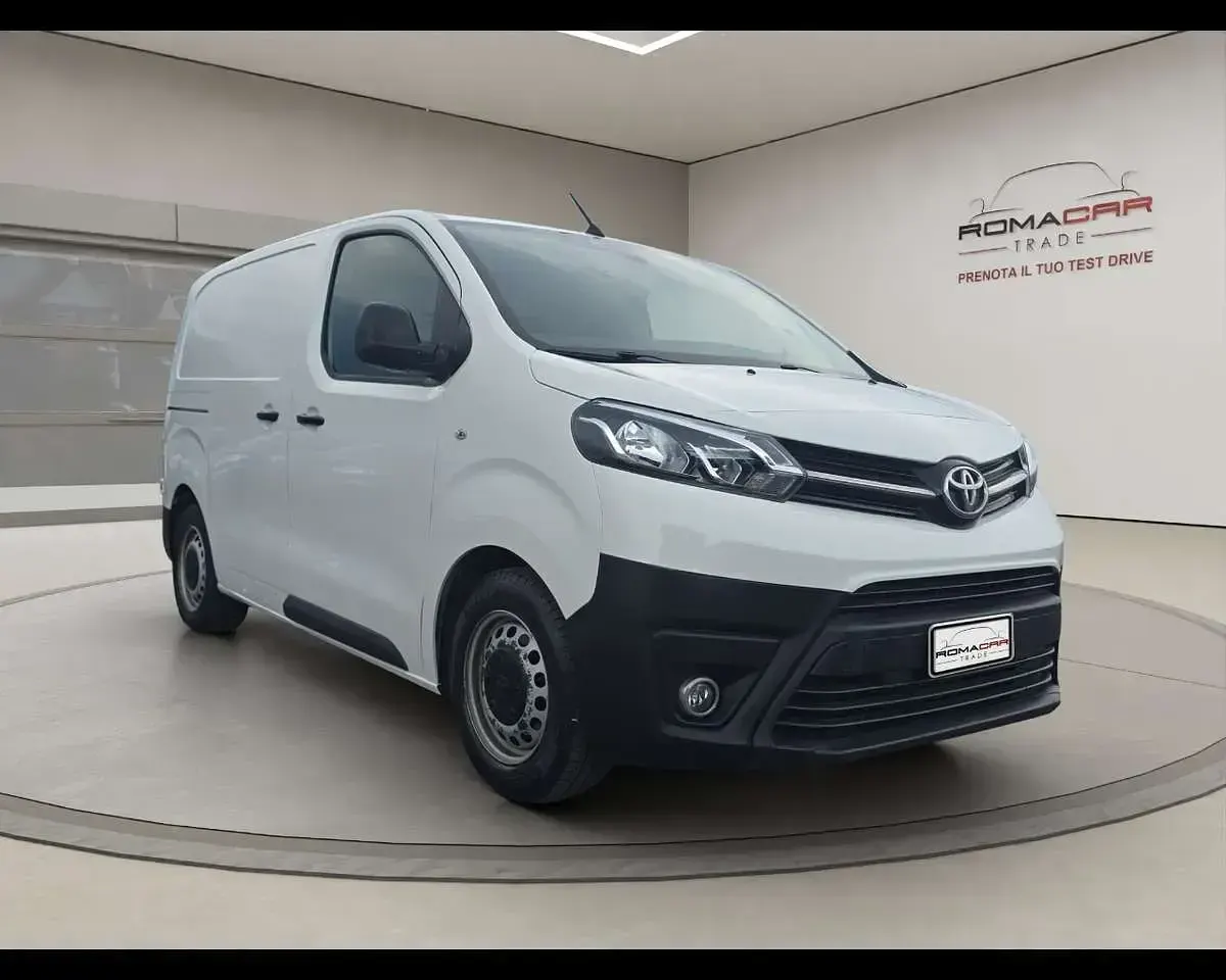 Usata Toyota Proace Active 120 CV (88 kW) 2022 Bianco met Monovolume