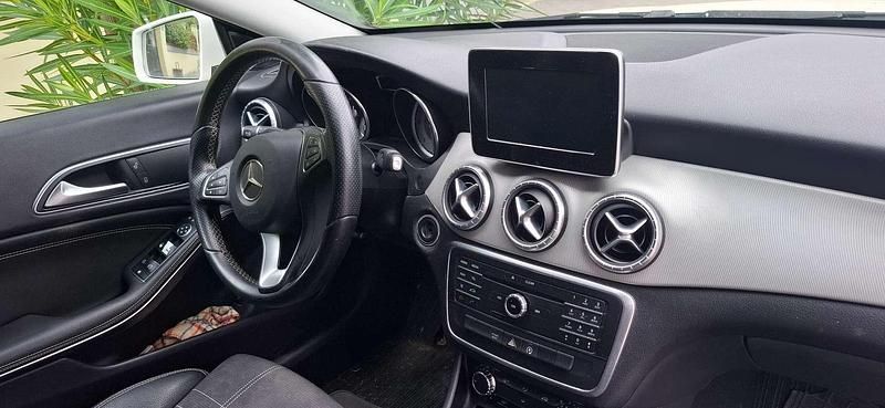 Usata Mercedes CLA200 Edition 136 CV (100 kW) 2016 Bianco Berlina