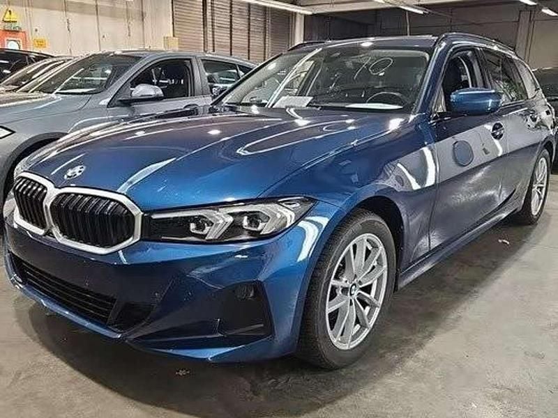 Usata BMW 320 190 CV (139 kW) 2023 Blu/azzurro Station wagon