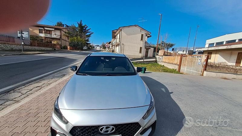 Usata Hyundai i30 N Line 136 CV (100 kW) 2019 Grigio Berlina