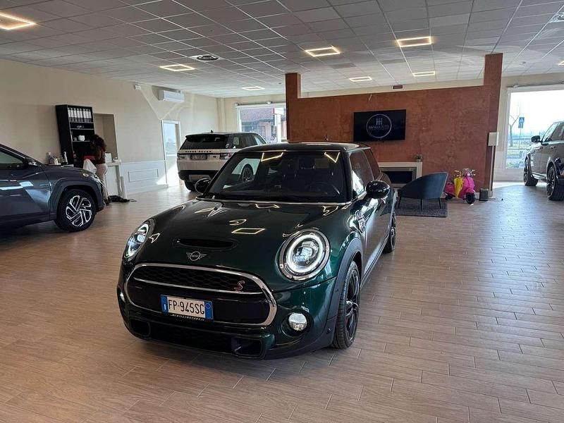 Usata Mini John Cooper Works Hype 192 CV (141 kW) 2018 Verde Utilitaria
