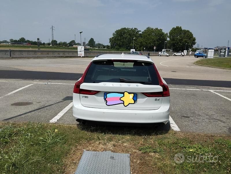 Usata Volvo V90 190 CV (139 kW) 2017 Bianco Station wagon