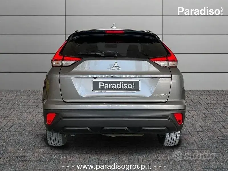 Usata Mitsubishi Eclipse Cross Intense 188 CV (138 kW) 2023 Grigio SUV