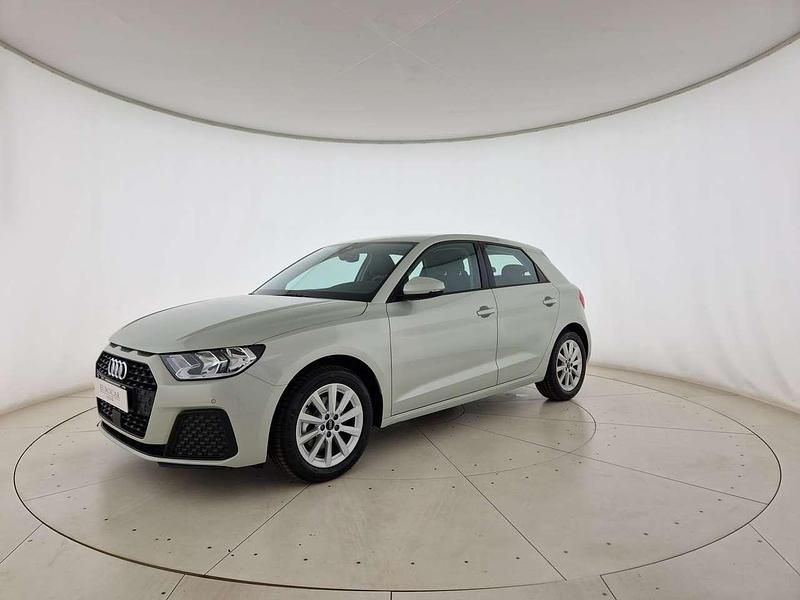 Usata Audi A1 Sportback Business 116 CV (85 kW) 2025 Argento cavo metallizzato Utilitaria