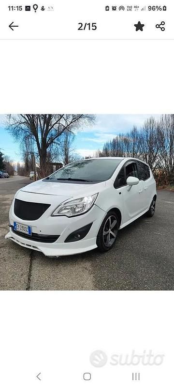 Bianco Usata 2015 Opel Meriva Monovolume | 3600 € (Super prezzo) - Immagine 1/4
