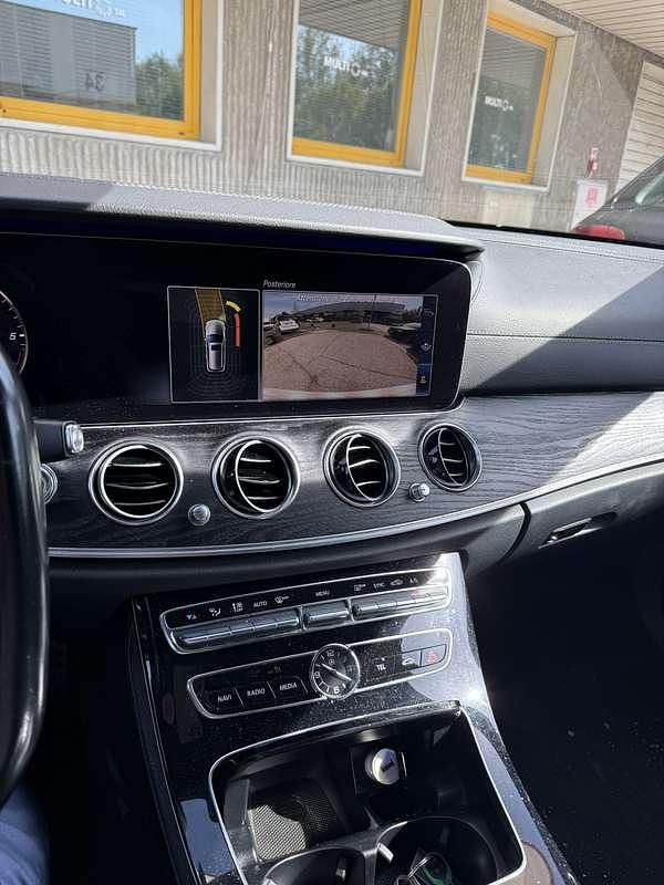 Usata 2017 Mercedes E350 AMG line Station wagon | 18.500 € (Ottimo prezzo) - Immagine 1/4
