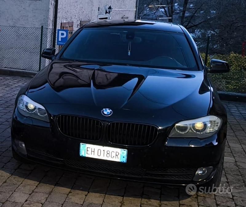 Usata BMW 530 258 CV (189 kW) 2011 Nero Station wagon