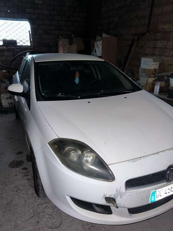Usata 2010 Fiat Bravo Active Due volumi | 2300 € (Ottimo prezzo) - Immagine 1/3