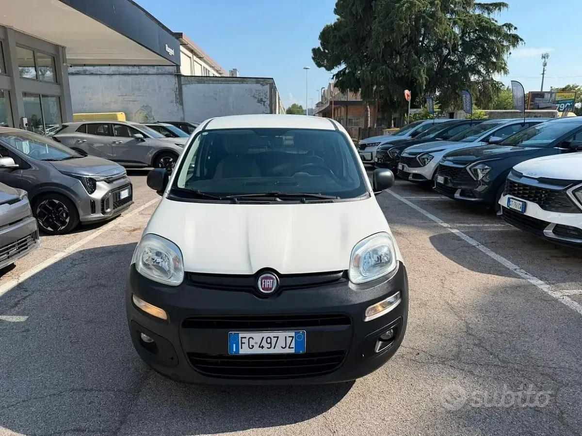 Usata Fiat Panda Easy 95 CV (69 kW) 2016 Bianco Utilitaria