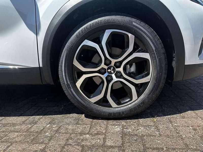 Crystal white met+tetto nero Nuova 2025 Mitsubishi ASX Intense SUV | 27.600 € - Immagine 1/1