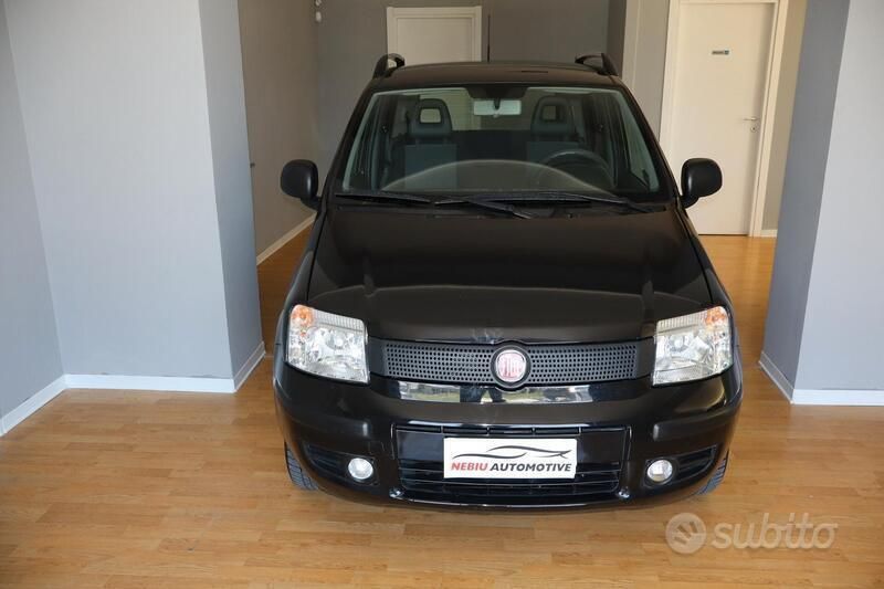 Usata Fiat Panda Dynamic 77 CV (56 kW) 2012 Nero Utilitaria