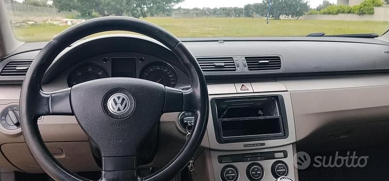 Usata VW Passat 140 CV (102 kW) 2008 Nero Station wagon