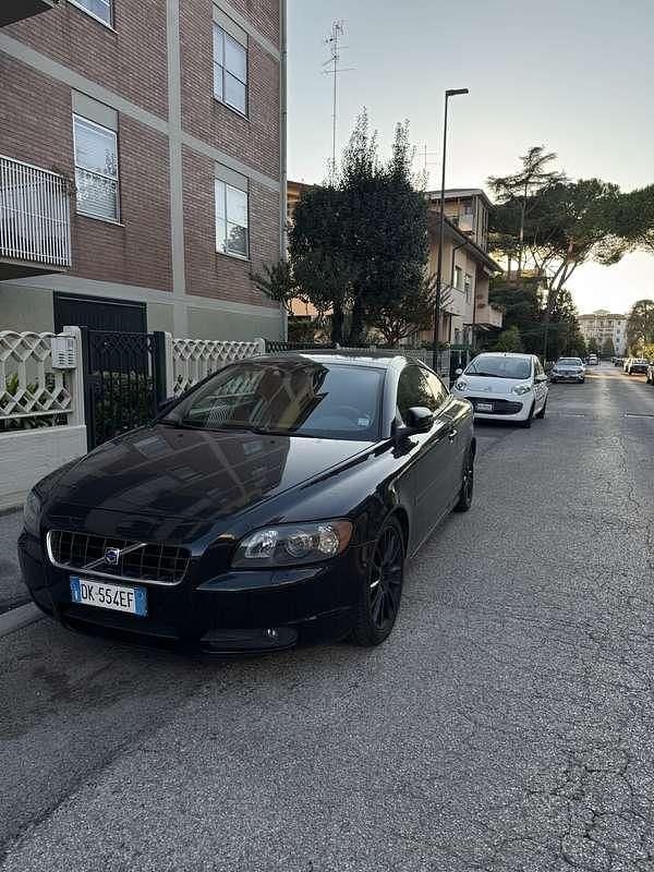 Usata Volvo C70 Summum 179 CV (131 kW) 2007 Coupé