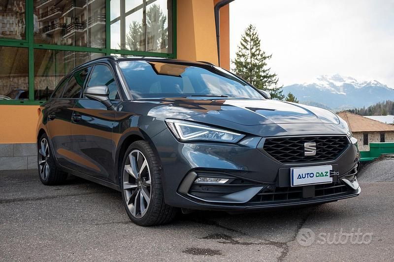 Usata Seat Leon 4Drive 150 CV (110 kW) 2022 Grigio Station wagon