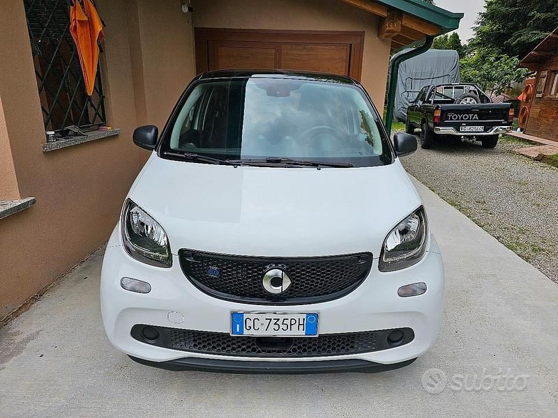 Usata Smart ForFour Electric Drive Passion 2020 Bianco Station wagon