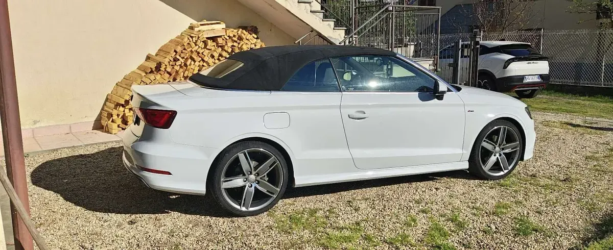 Usata Audi A3 Cabriolet Ambition 150 CV (110 kW) 2015 Cabrio