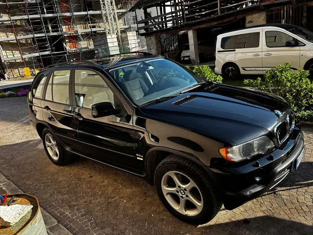Usata BMW X5 184 CV (135 kW) 2002 Nero SUV