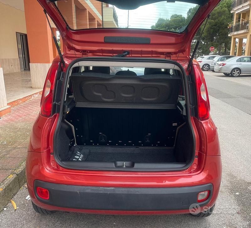 Usata Fiat Panda Easy 69 CV (50 kW) 2015 Rosso Berlina